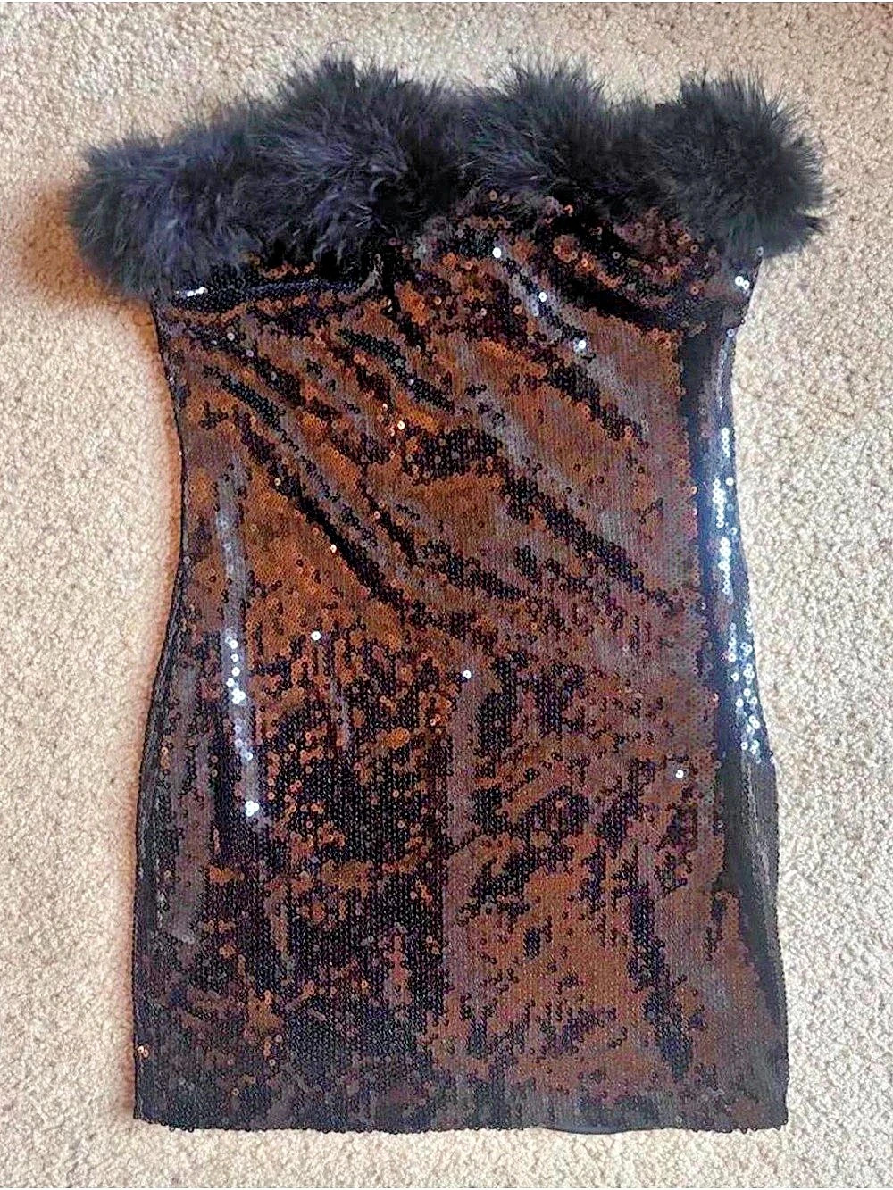 NWT Faux Feather-Trim Sequin Tube Dress Black Large